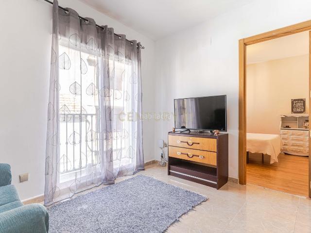 Apartamento en venta en Vegas del Genil, Purchil. Acogedor piso en Vegas del Genil, Granada con vistas a la ciudad. Apartamentos Vegas del.