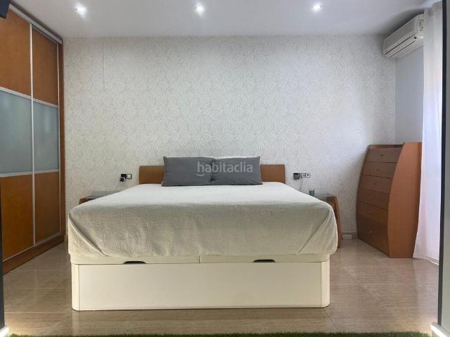 Apartamento en venta en Vélez Málaga, Hispanidad Vivar Téllez. Original piso en Vélez Málaga. Apartamentos Vélez.