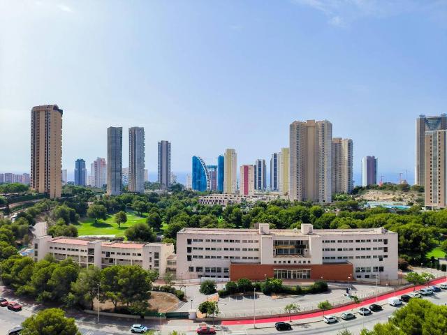 Apartamento en Venta en Via Parque