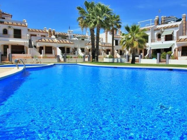 Apartamento en venta en Villamartin, Alicante Costa Blanca