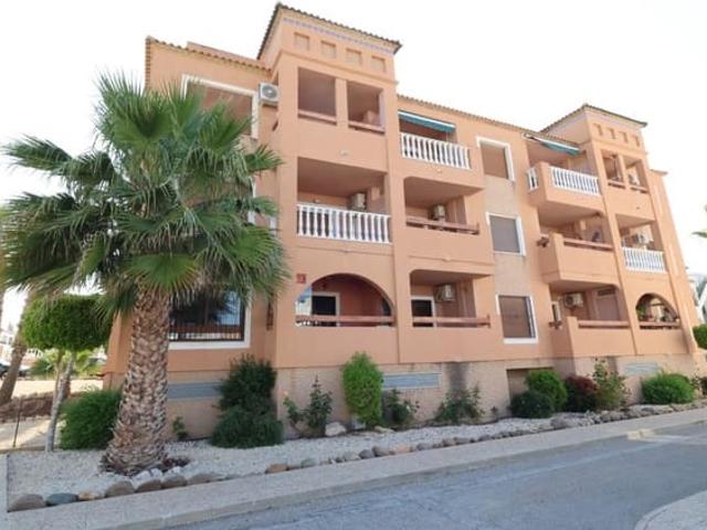 Apartamento en venta en Villamartin, Alicante Costa Blanca
