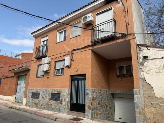 Apartamento en venta en Villaluenga de la Sagra