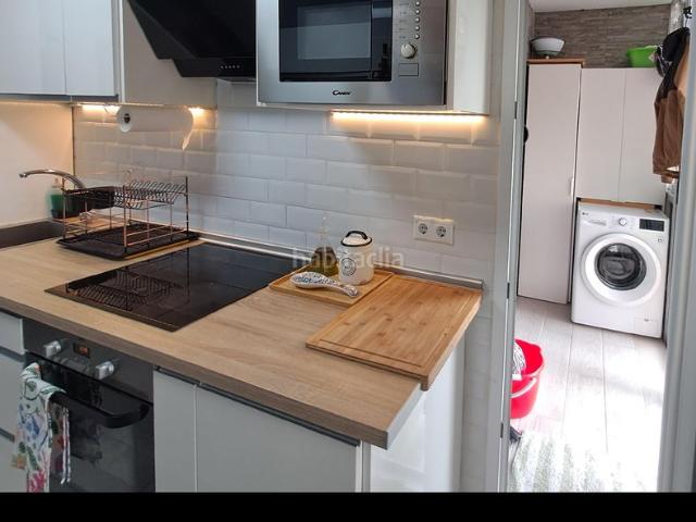 Apartamento en venta en Vitoria Gasteiz, Arriaga Lakua. Piso reformado, actual y moderno con ascensor. Apartamentos Vitoria.
