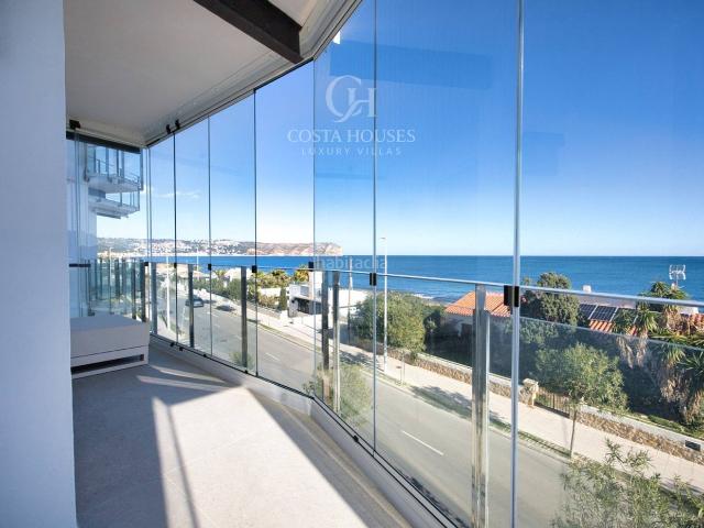 Apartamento en venta en Xàbia, Montañar El Arenal. MIRAMAR ELEGANCIA FRENTE AL MAR JAVEA. Apartamentos.