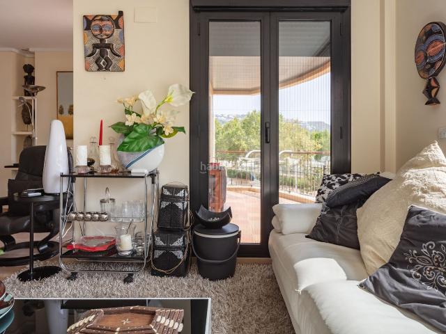 Apartamento en venta en Xàbia, Puerto. Elegante apartamento con terraza en una urbanización de lujo en el Puerto de Jávea. Apartamentos.
