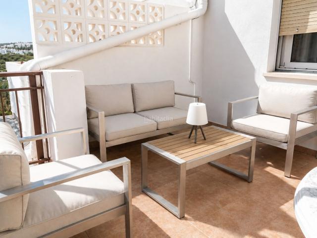 Apartamento en venta en Xeraco. Apartamento ático a 30m del mar. Apartamentos.