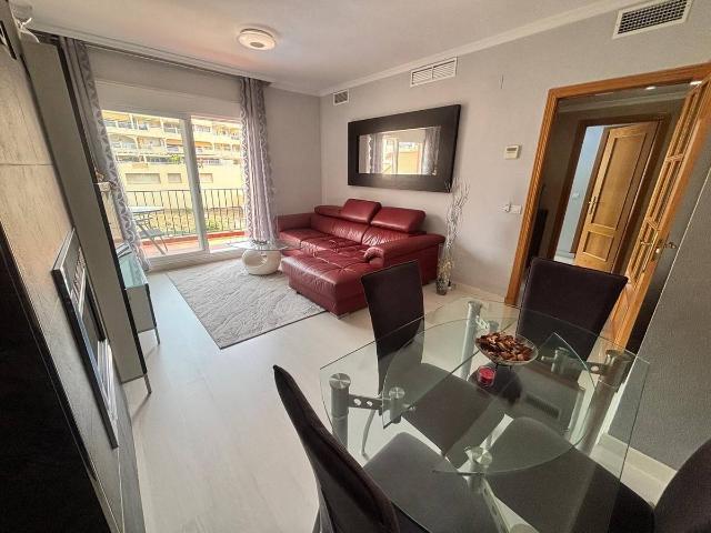 Apartamento en Venta en Zona Centro Comercial Torrequebrada