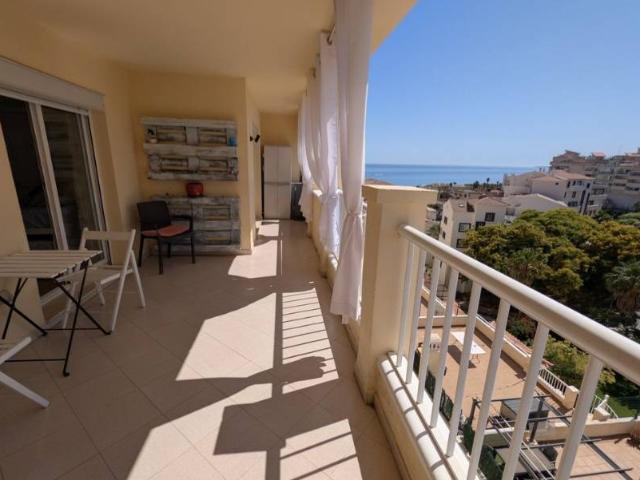 Apartamento en Venta en Zona Centro Comercial Torrequebrada