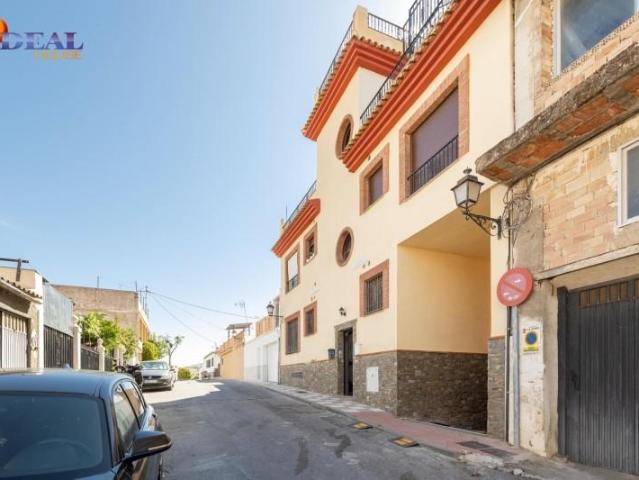 Apartamento en venta en Zubia, La Zubia