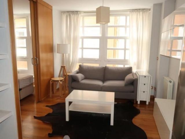 Apartamento en venta en A Coruña, Centro Ayuntamiento