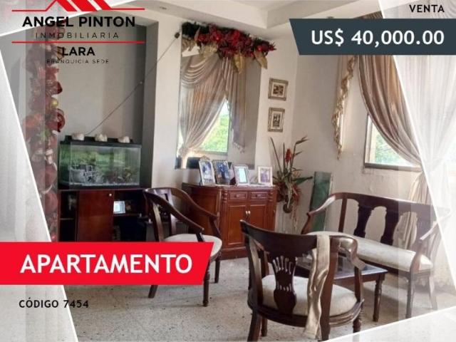 Apartamento en Venta en Acarigua Portuguesa 180 m2. 4 hab