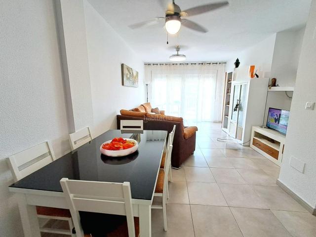 Apartamento en venta en Águilas. Apartamento de 2 dormitorios con amplio balcón en Las Molinetas. Apartamentos.