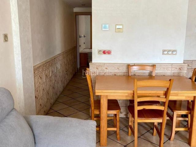 Apartamento en venta en Águilas, Casco Antiguo. Apartamento de 2 dormitorios céntrico con balcón y trastero. Apartamentos.