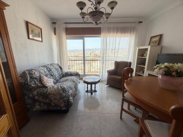 Apartamento en venta en Águilas, Casco Antiguo. Apartamento en Primera Línea de Playa con Vistas Espectaculares por 174,000. Apartamentos.