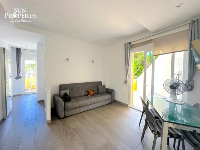 Apartamento en venta en Adeje, Costa Adeje