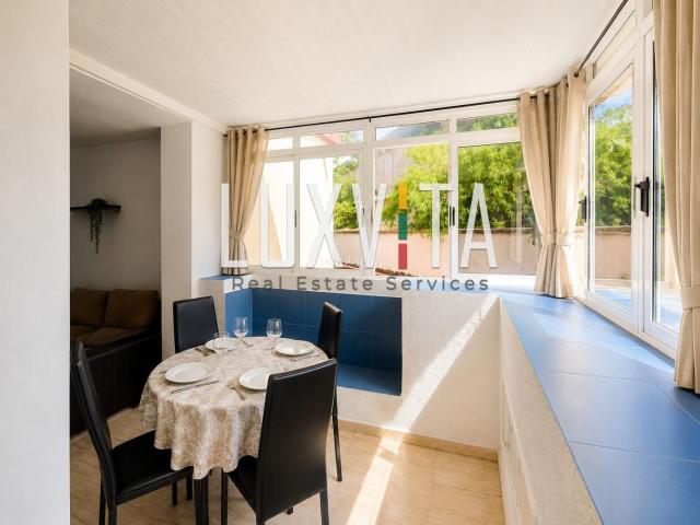 Apartamento en venta en Adeje, Playa Fañabé Alto. Apartamento de 1 dormitorio en El Madroñal, Adeje Amplio, luminoso y con piscina comunitaria. Apartamentos.