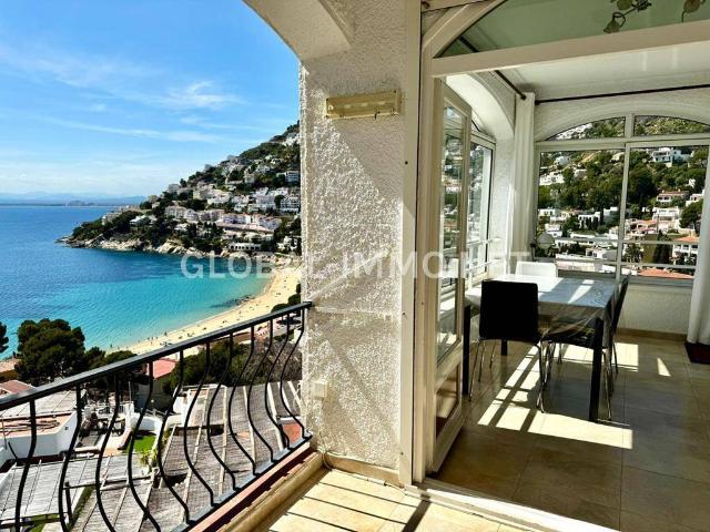 Apartamento en Venta en Almadrava Canyelles Puig Rom