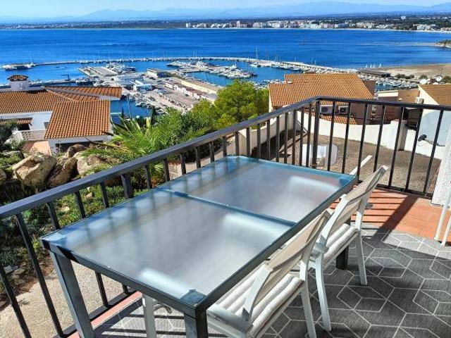 Apartamento en Venta en Almadrava Canyelles Puig Rom