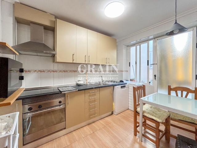 Apartamento en venta en Albacete, Ensanche Franciscanos. Apartamento en venta en Parque, 2 dormitorios. Apartamentos.