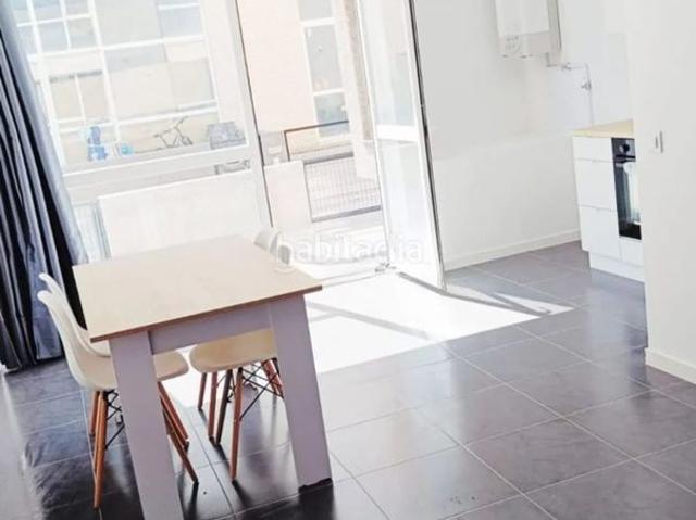 Apartamento en venta en Albacete, San Antonio Abad. EXCLUSIVO LOFT DE DISEÑO CON TERRAZA, GARAJE Y JARDIN EN URBANIZACION PRIVADA. Apartamentos.