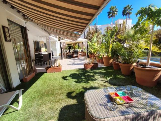 Apartamento en venta en Albir, Centro