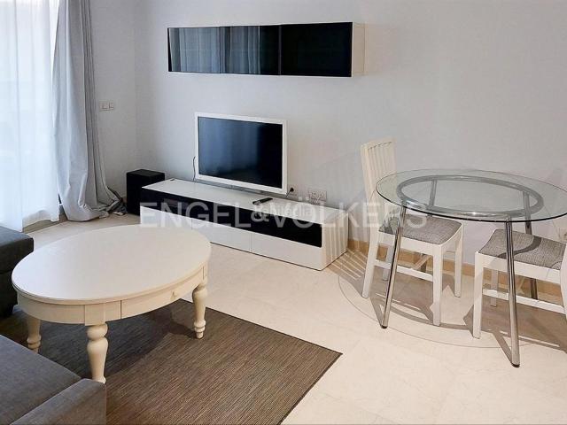 Apartamento en venta en Alboraya, La Patacona. Fabuloso apartamento frente al mar con terraza y trastero. Apartamentos.