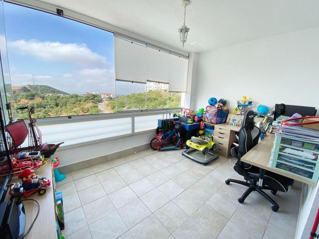 Apartamento en venta en Alcalá de los Gazules. Piso con terraza acristalada y vistas espectaculares en calle Paterna de Rivera Alcalá de los Gazules. Apartamentos Alcalá de los.