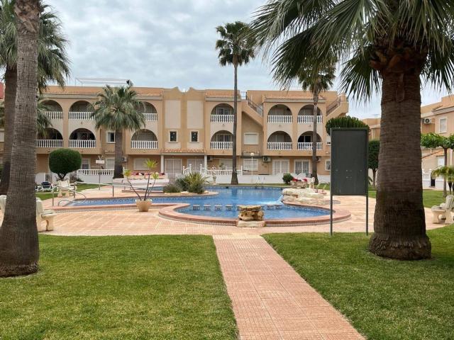 Apartamento en venta en Alcázares Los, Centro. Apartamentos Alcázares.