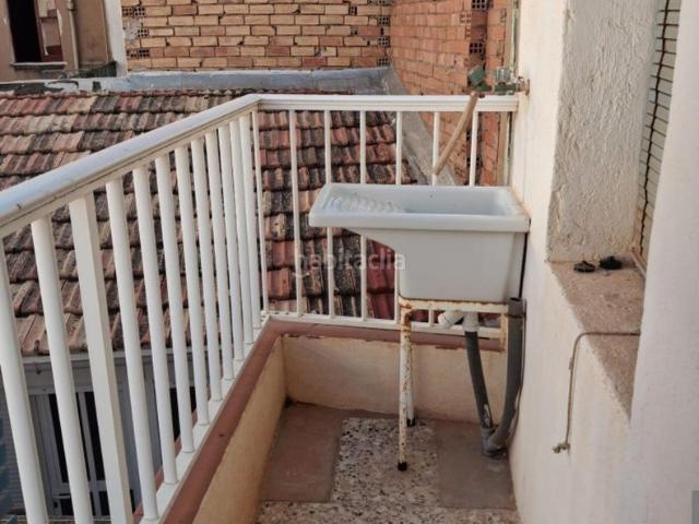 Apartamento en venta en Alcázares Los, Centro. PISAZO BUEN ESTADO DE 3D A 100 M DE LA PLAYA CALLE GARRES LOS NAREJOS. Apartamentos Alcázares.