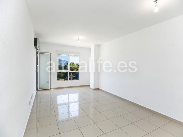 Apartamento en Venta en Alfaz del Pi con Balcón y Vistas a Sierra Bernia