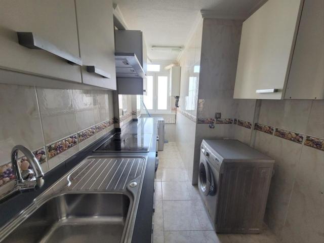 Apartamento en venta en Alicante, Agua Amarga Urbanova. Apartamentos.