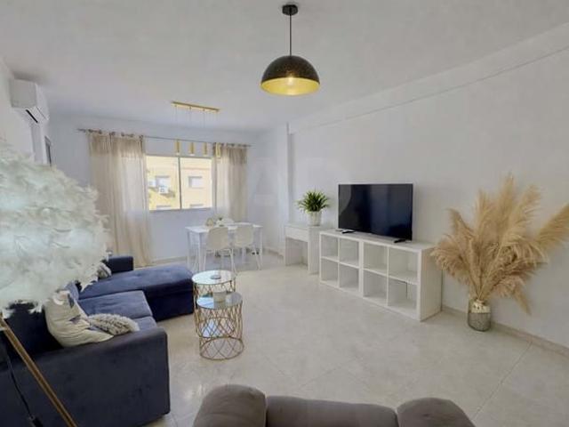 Apartamento en venta en Alicante / Alacant, Alicante Costa Blanca