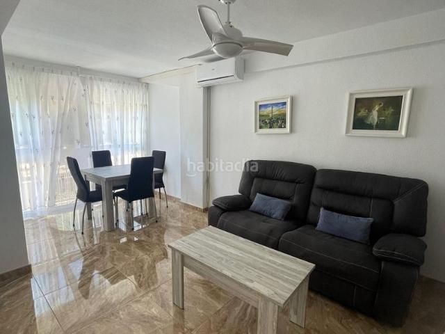 Apartamento en venta en Alicante, Cabo de las Huertas. Maravilloso apartamento en venta, al lado del Mar. Apartamentos.