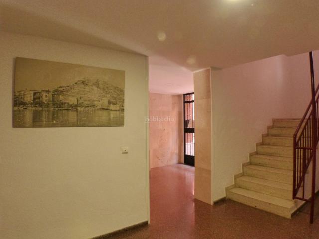 Apartamento en venta en Alicante, Carolinas Altas. Piso exterior y muy soleado en Bulevar del Pla. Apartamentos.