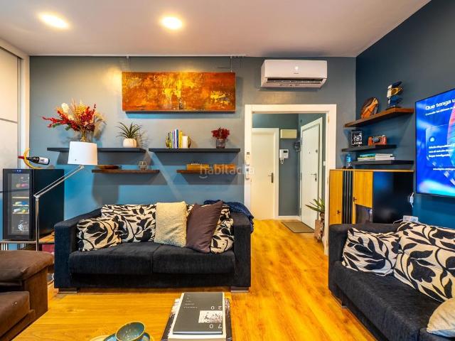 Apartamento en venta en Alicante, Carolinas Bajas. Exclusiva vivienda totalmente reformada en una de las mejores zonas de Alicante. Apartamentos.