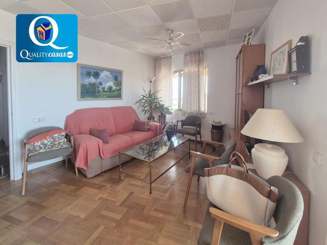 Apartamento en venta en Alicante, Mercado. Apartamento en venta en Centro Benito Perez Galdos, 4 dormitorios. Apartamentos.