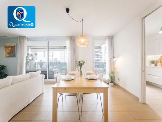 Apartamento en venta en Alicante, PAU 5. Apartamento en venta en Playa, 4 dormitorios. Apartamentos.