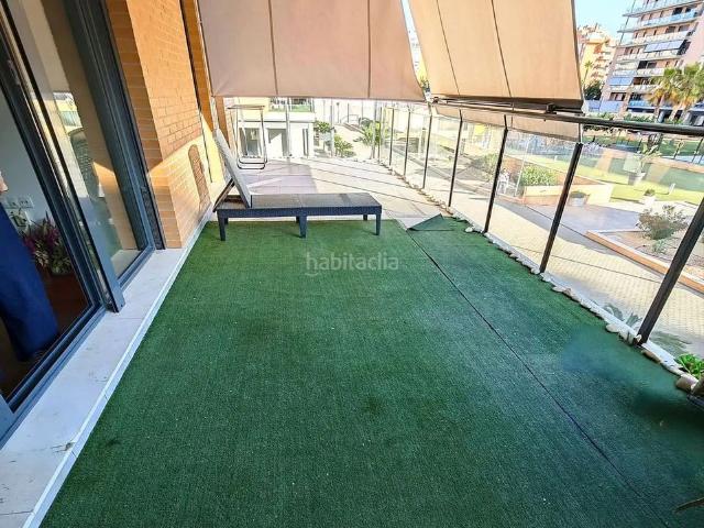 Apartamento en venta en Alicante, PAU 5. Piso en Pau5 con piscina garaje y vistas al mar. Apartamentos.