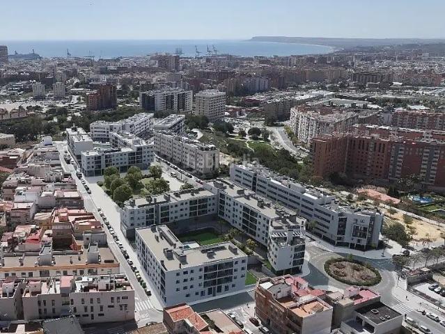 Apartamento en venta en Alicante, Paus Polígono San Blas. Apartamentos.