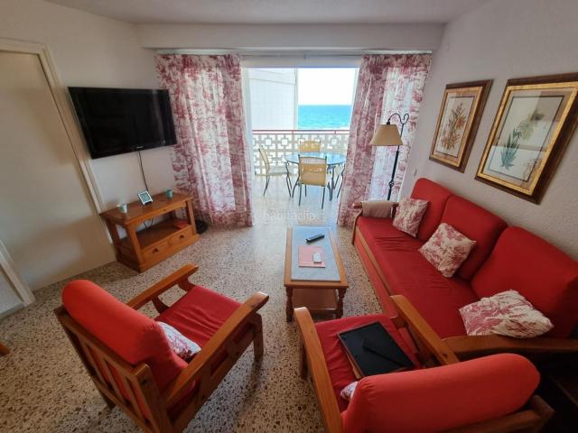 Apartamento en venta en Alicante, Playa de San Juan. Bonito apartamento en 1ª linea de Playa de San Juan. Apartamentos.