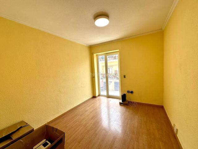 Apartamento en venta en Alicante, Pla de Bon Repós. Luminoso apartamento de 3 dormitorios en una de las zonas más cómodas de Alicante. Apartamentos.