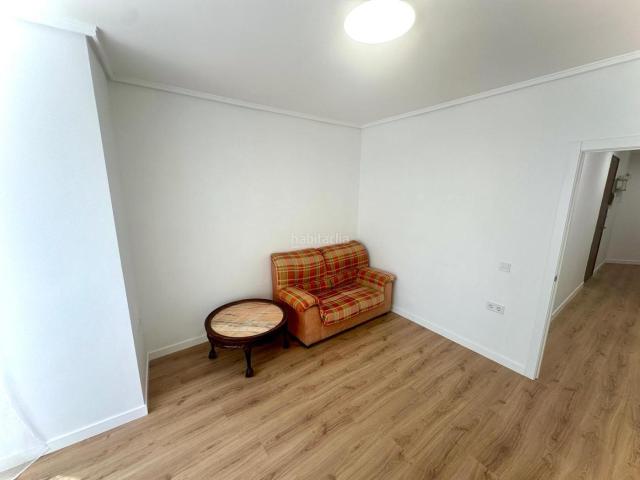 Apartamento en venta en Alicante, San Antón. Piso totalmente reformado en el corazón de Alicante con vistas a la Plaza de Toros!. Apartamentos.
