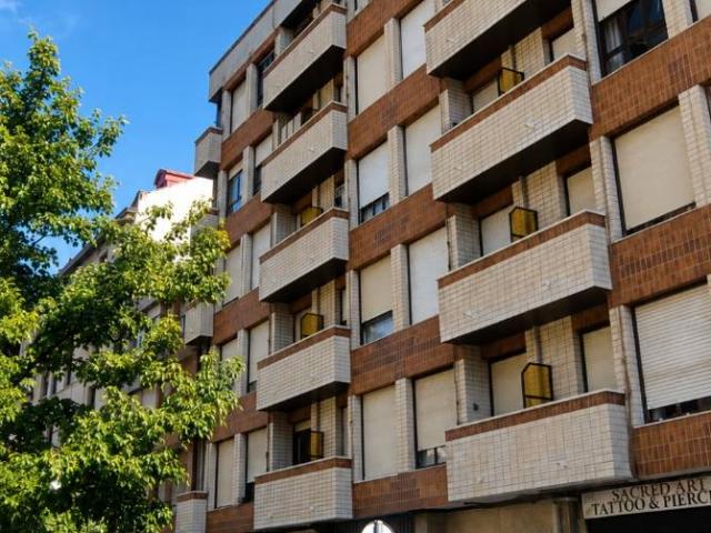 Apartamento en Venta en Ametzola