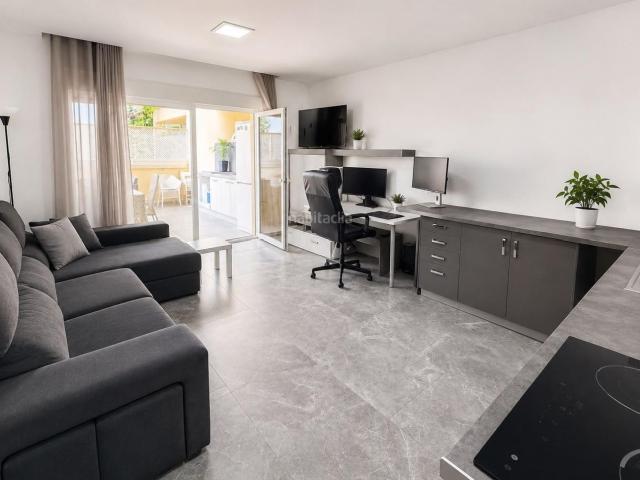 Apartamento en venta en Arona, Chayofa. Se vende apartamento en Chayofa Country Club, 5 minutos de Los Cristianos, Tenerife Sur. Apartamentos.