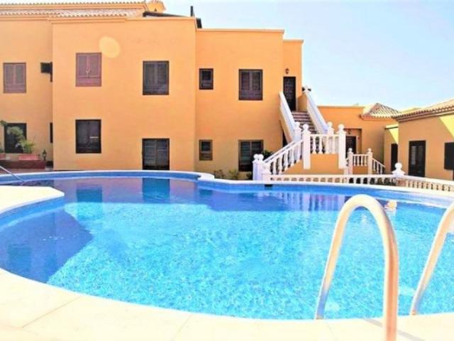 Apartamento en venta en Arona, Chayofa