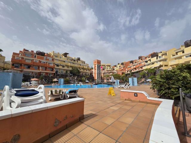 Apartamento en venta en Arona, Los Cristianos. APARTAMENTO CON TERRAZA EN LOS CRISTIANOS. Apartamentos.