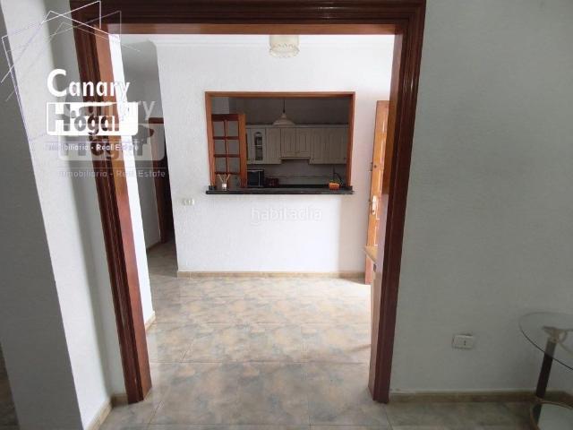 Apartamento en venta en Arona, Los Cristianos. Apartamento de 3 Habitaciones con Vistas Panorámicas al Mar Los Cristianos. Apartamentos.
