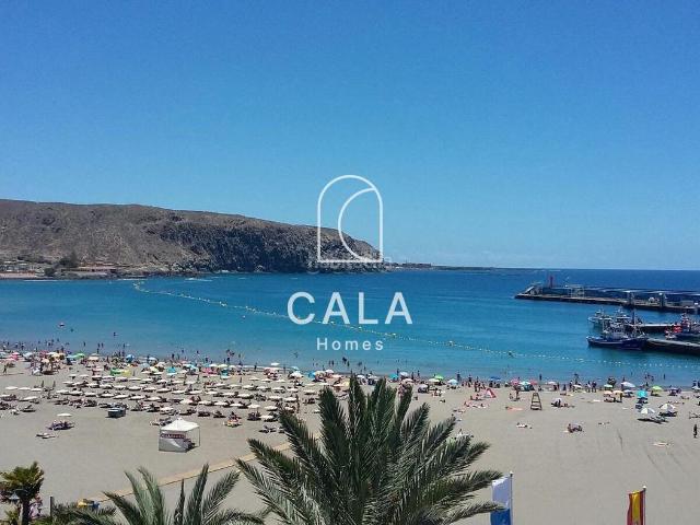 Apartamento en venta en Arona, Los Cristianos. Apartamento luminoso con terraza en Los Cristianos. Apartamentos.