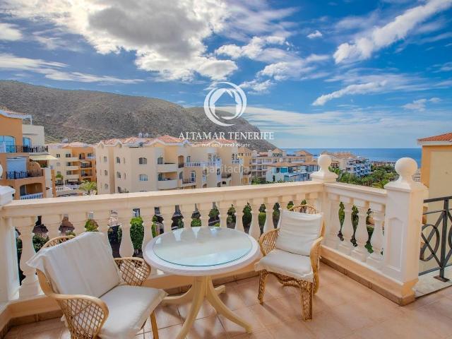 Apartamento en venta en Arona, Los Cristianos. Ático dúplex exclusivo en Los Cristianos. Apartamentos.