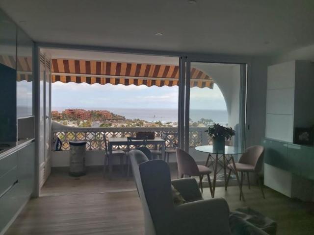 Apartamento en venta en Arona, Palm Mar